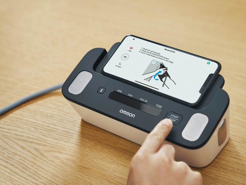 TENSIOMÈTRE + ECG OMRON COMPLETE HEM-7350T