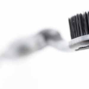 Brosse à Dents Superwhite® Black Edition Souple